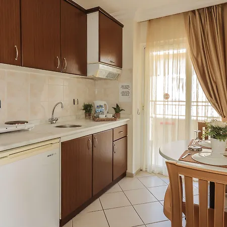Liman מלון 3*