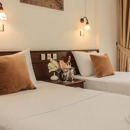 ليمان أبارت فندق مرمريس