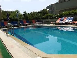 فندق ليمان أبارت